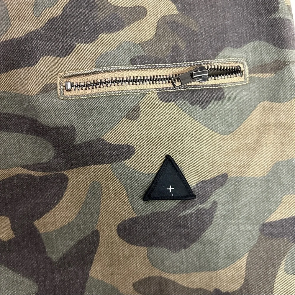 I Love Ugly Camo Pants Joggers Size XL
